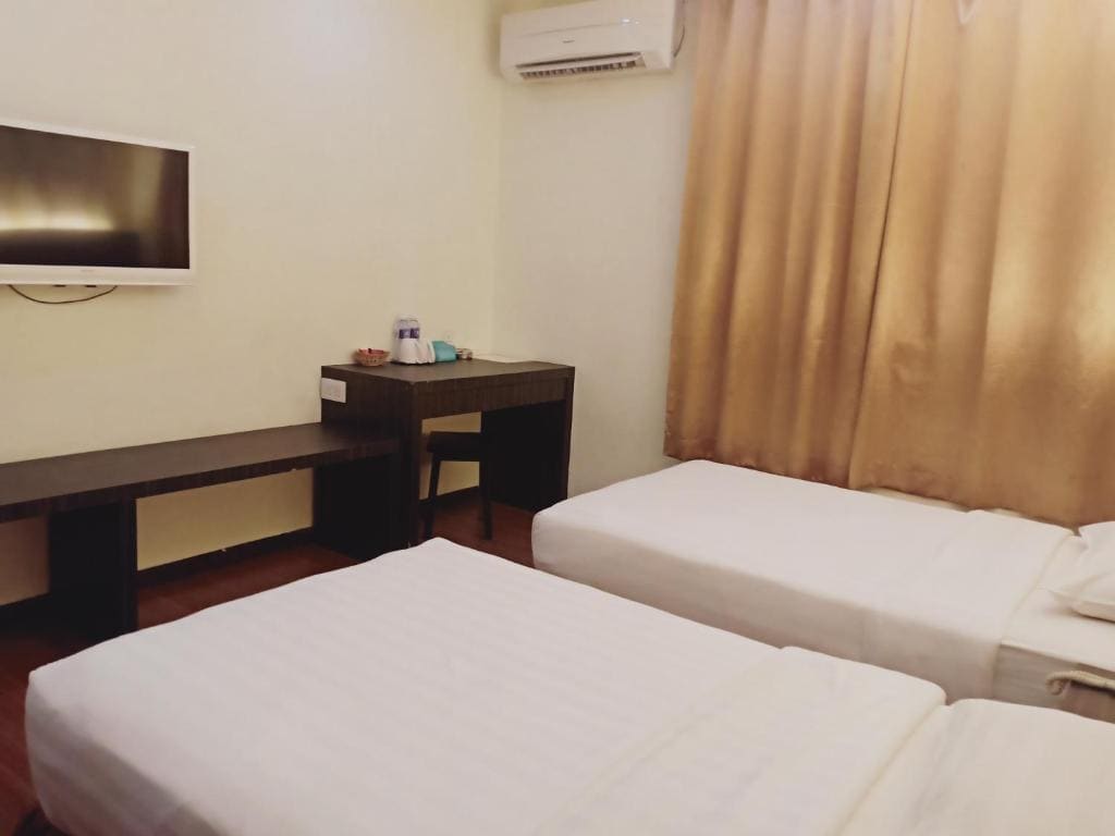 Deluxe Double or Twin Room room - Image 1