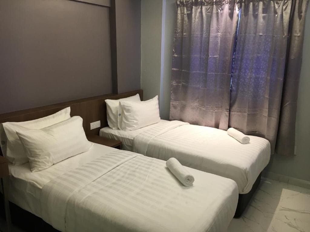 Twin Room with View room - Image 2