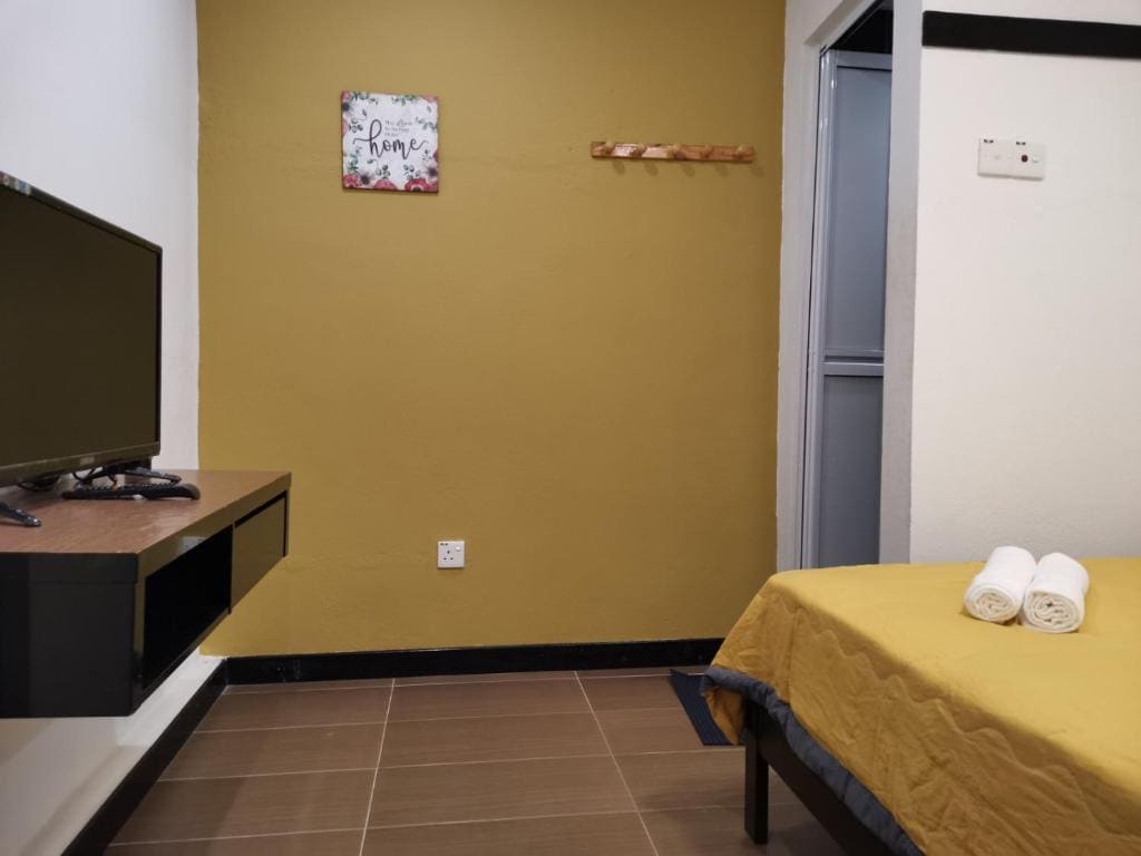 Double Room with Private Bathroom room - Image 1