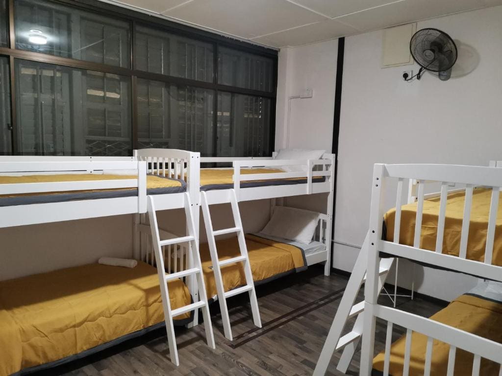 Standard Family Room room - Image 1