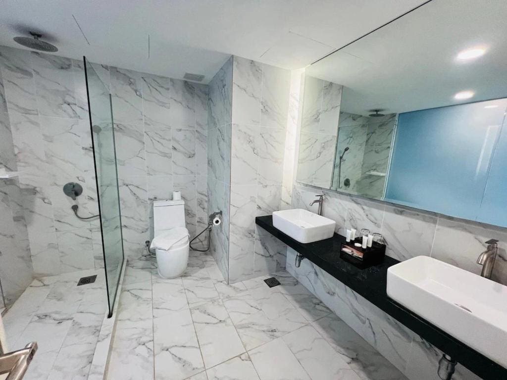 Deluxe Triple Room room - Image 3