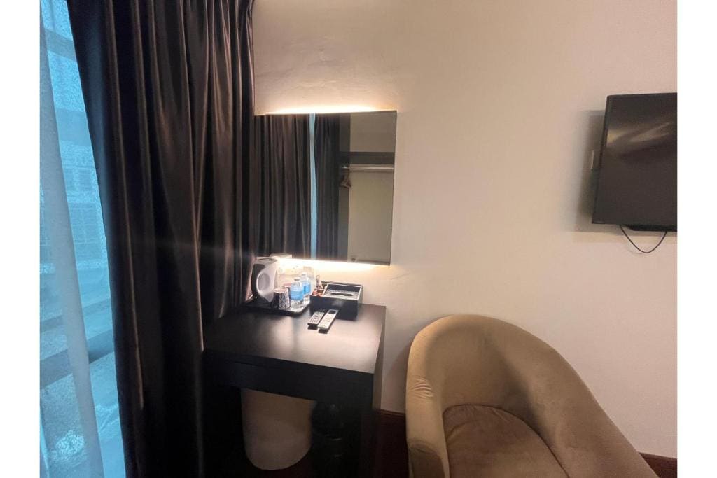 Superior King Room room - Image 3