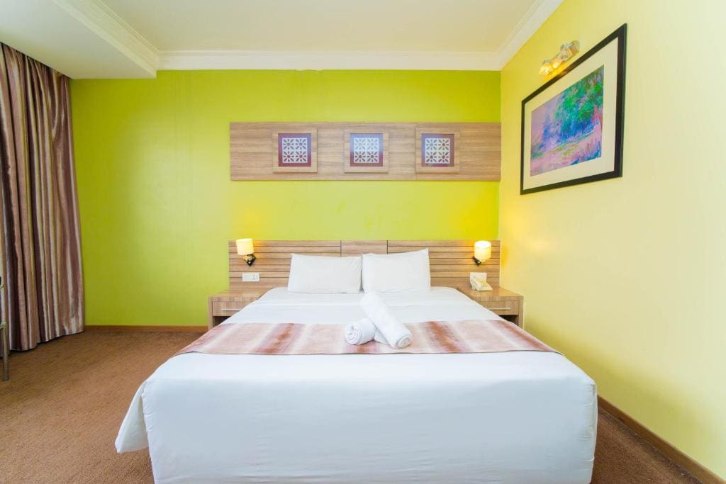 Superior Hill View room - Image 3