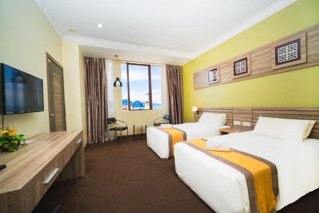 Deluxe Sea View room - Image 3