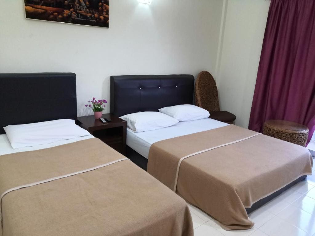 Triple Room with Balcony room - Image 2
