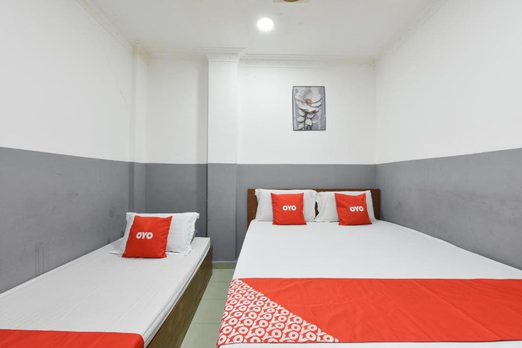 Standard Triple Room room - Image 2