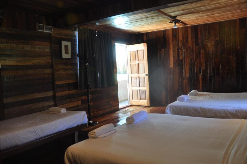 Superior Family Room room - Image 1