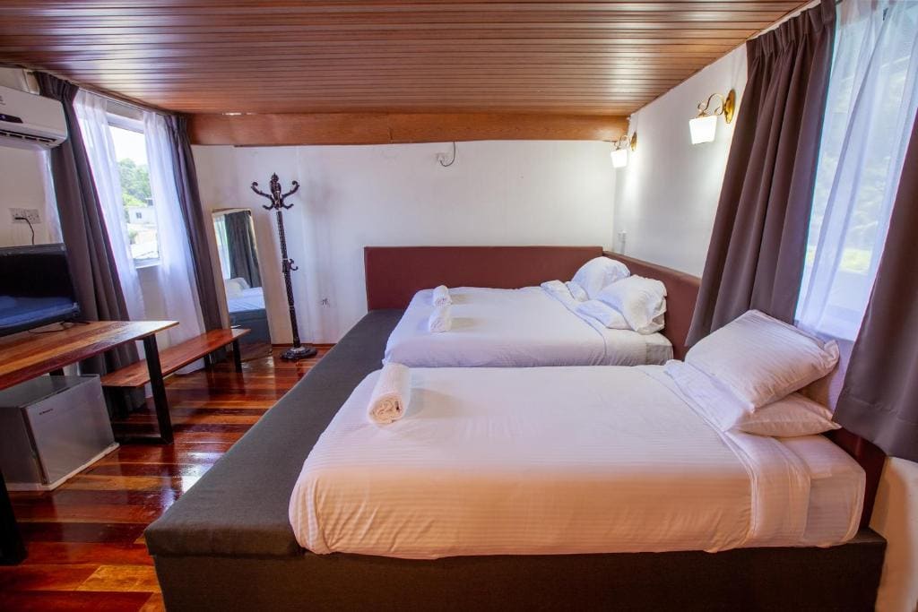 King Room with Pool View room - Image 1