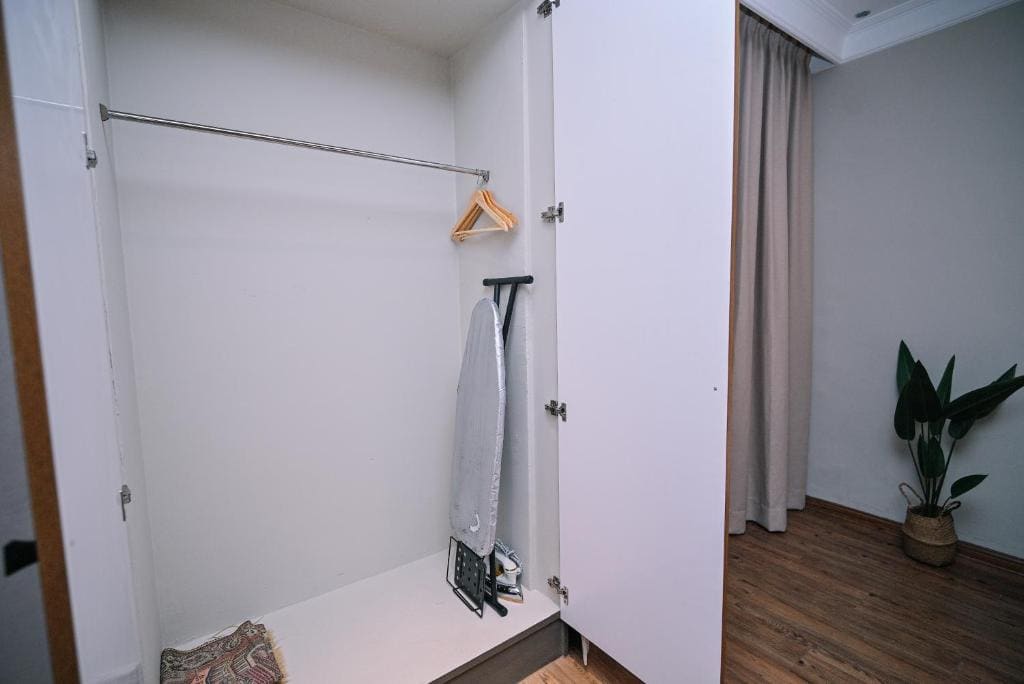 Deluxe King Room room - Image 1
