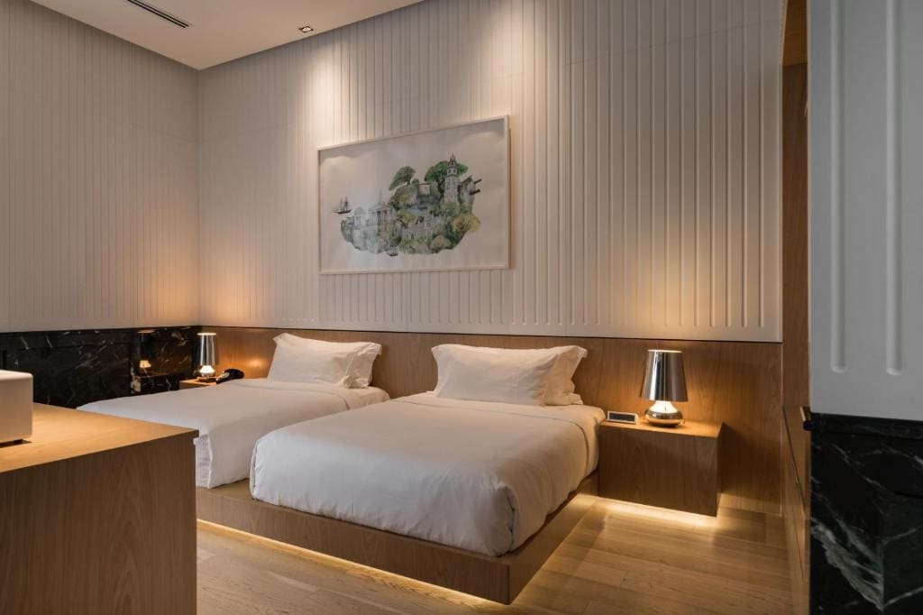Deluxe Twin Room room - Image 1