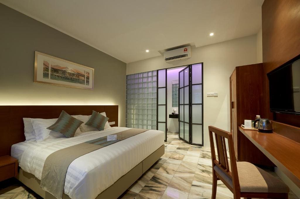 Vintage Suite room - Image 2