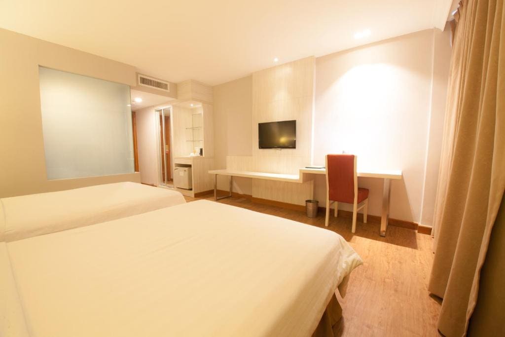 Standard Double Room room - Image 2