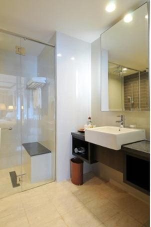 One Bedroom Studio Suite (Twin Bed) room - Image 3