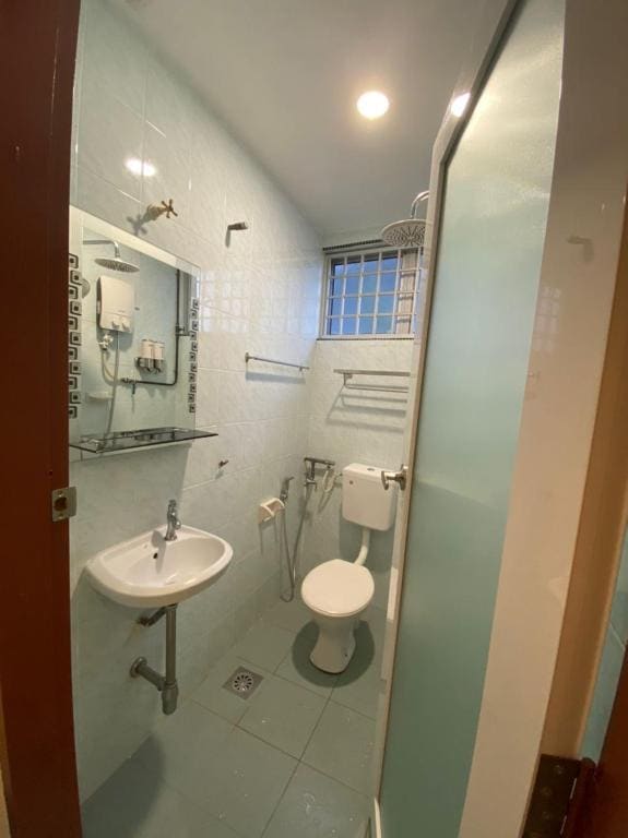 Budget Double Room room - Image 3