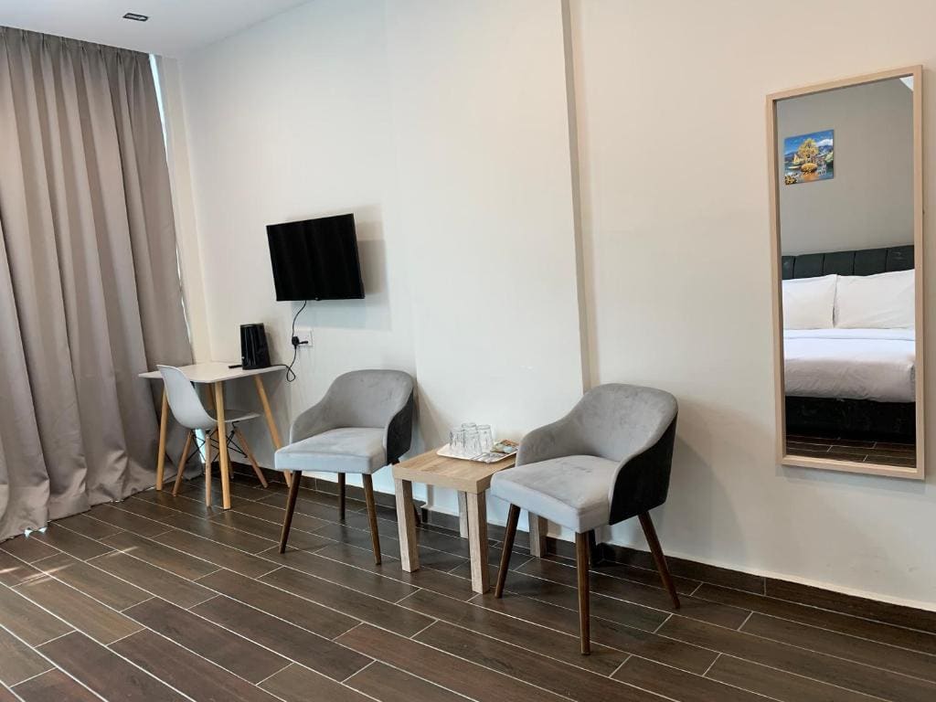 Quadruple Room room - Image 2