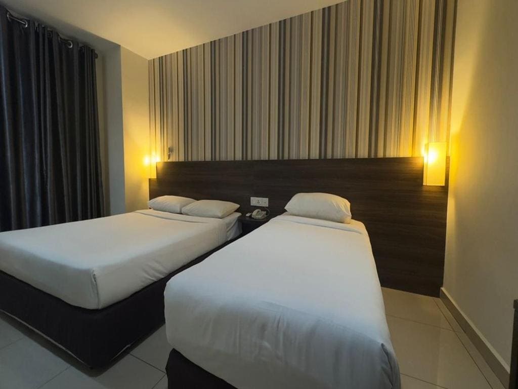 My Triple Room room - Image 2