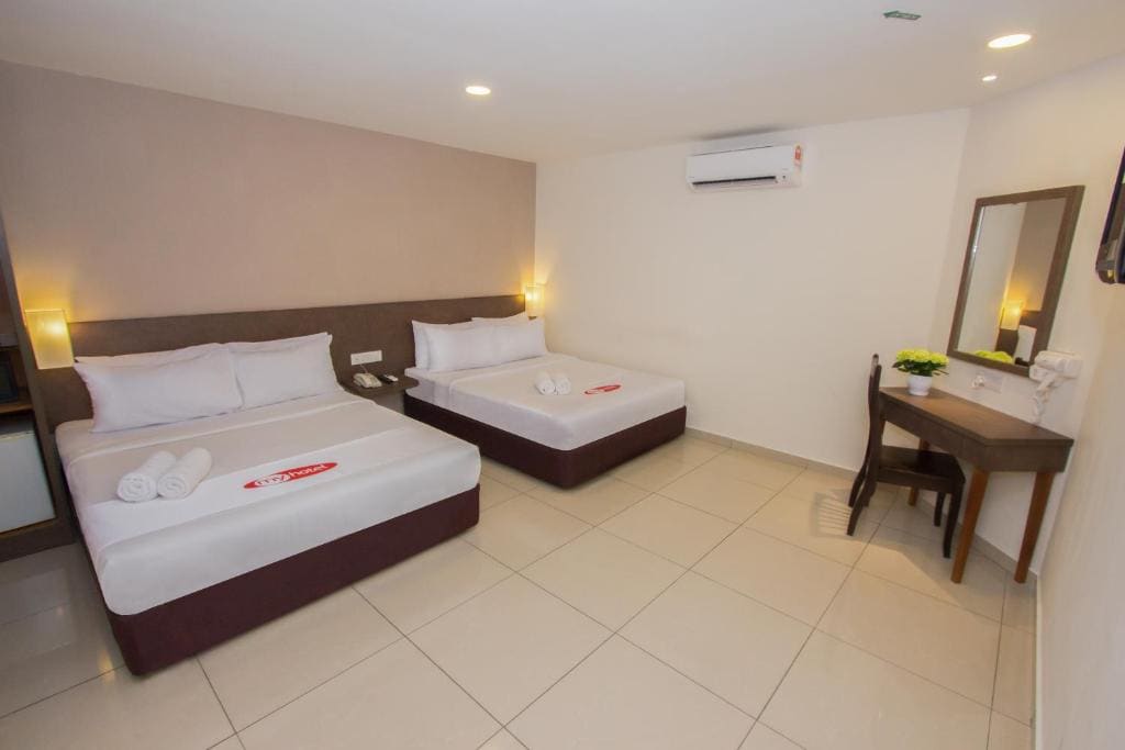My Quadruple Room room - Image 1