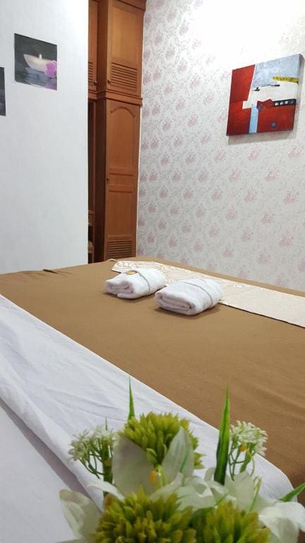 Standard Queen Room room - Image 1