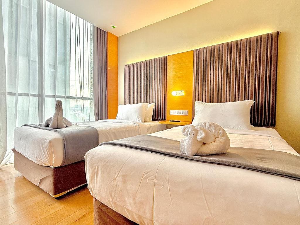 Deluxe Suite room - Image 2