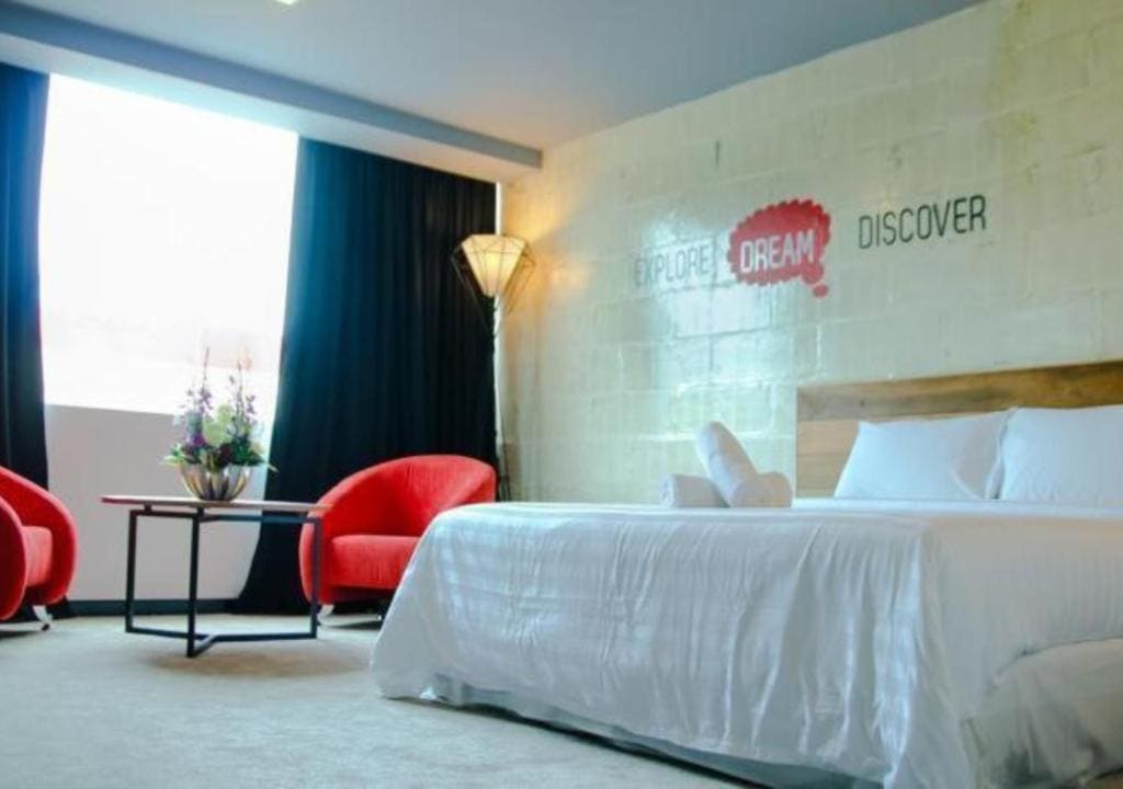 Deluxe King room - Image 1