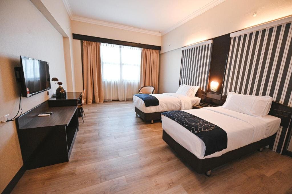 Superior Twin Room room - Image 1