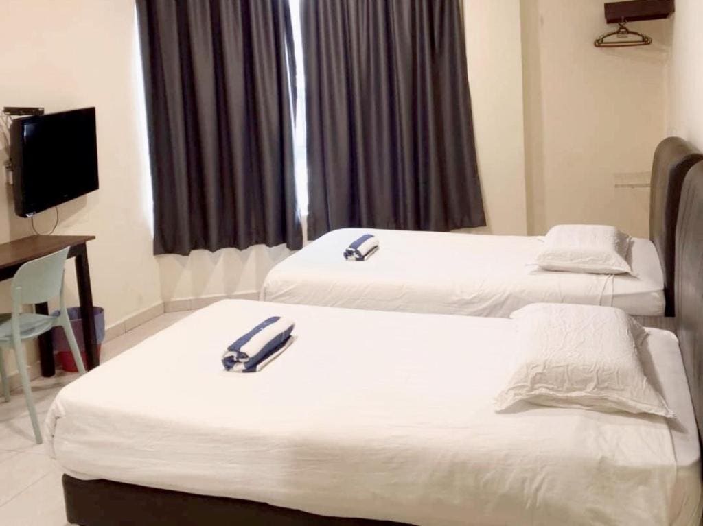 Standard Twin Room room - Image 2