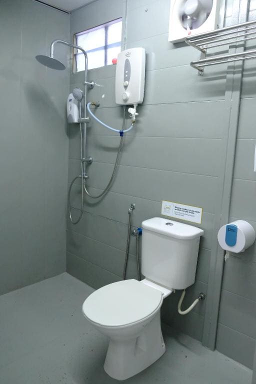 Superior Triple Room room - Image 2