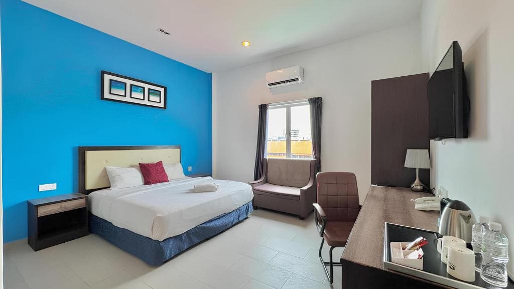 Deluxe King Room room - Image 1