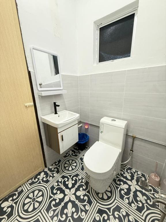 Superior Queen Room room - Image 1