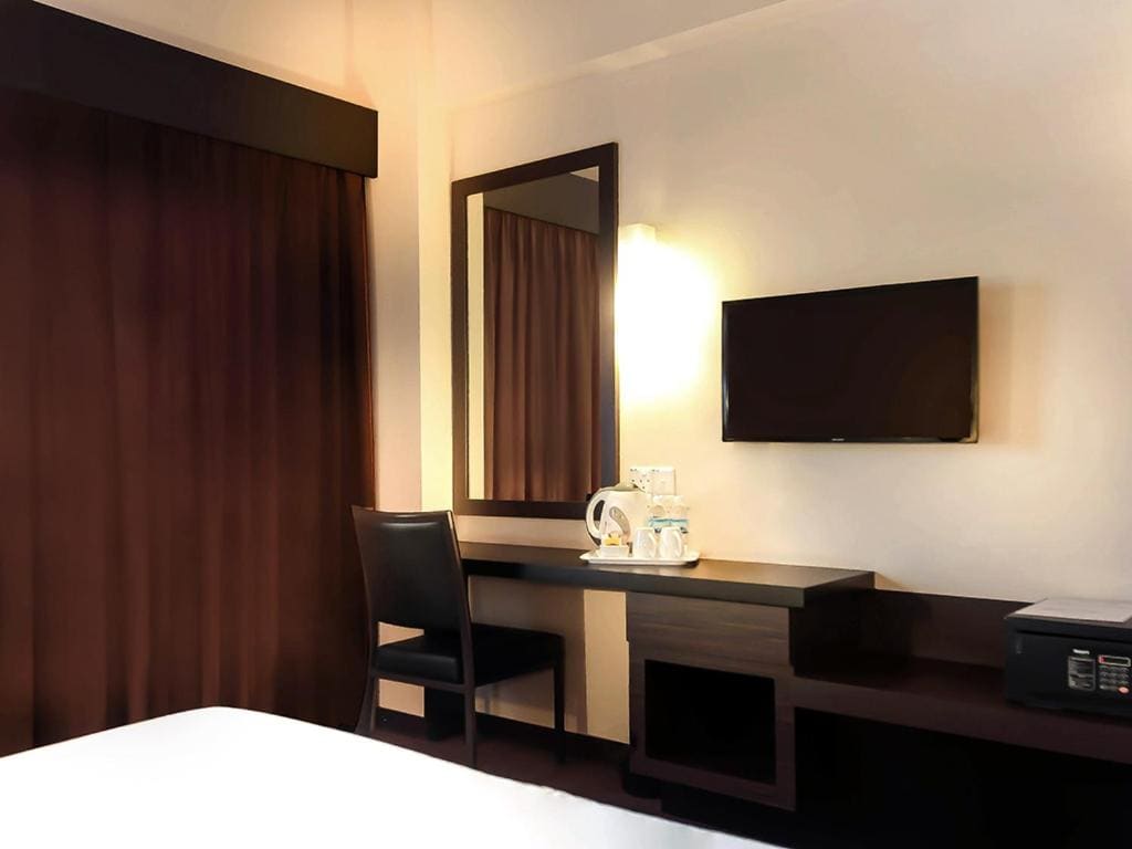 Standard King Room room - Image 2