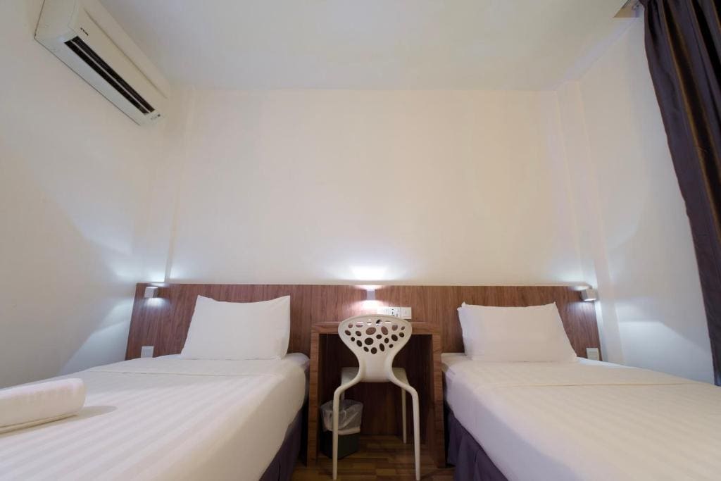 New Standard Twin Room room - Image 2