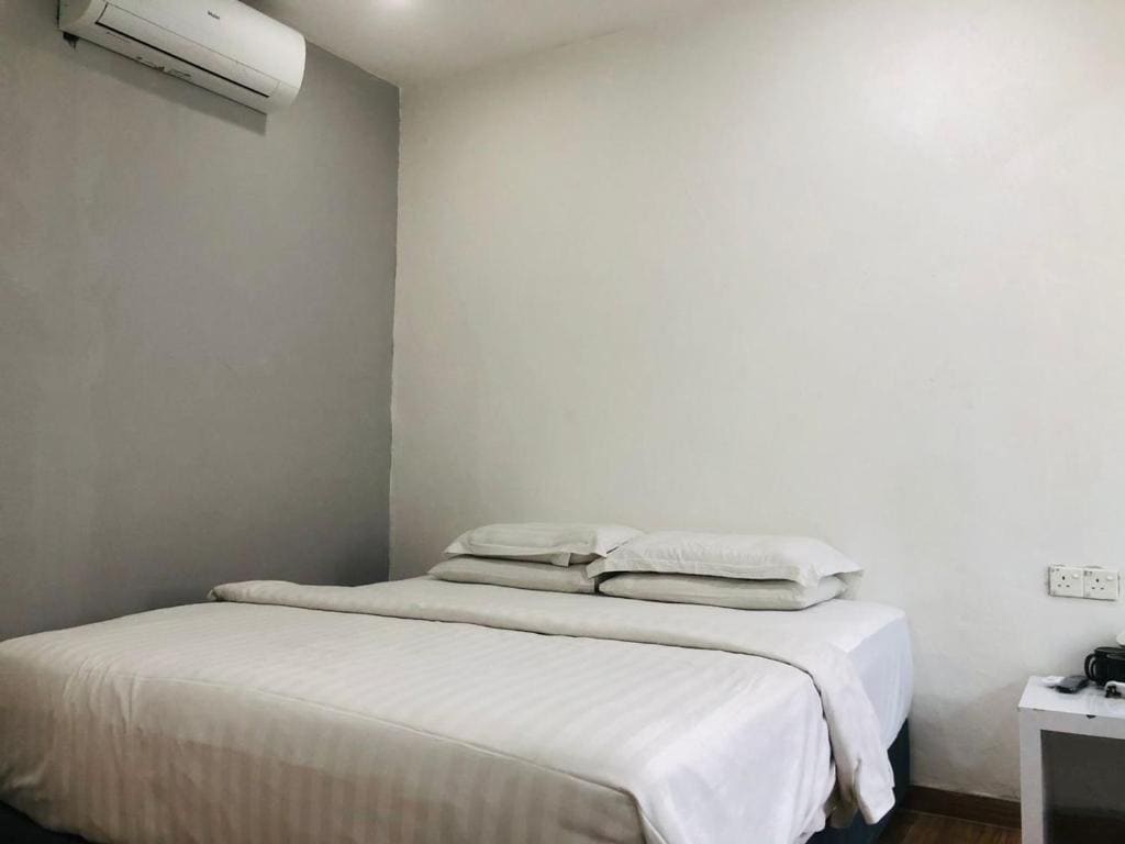 Deluxe King Room room - Image 1