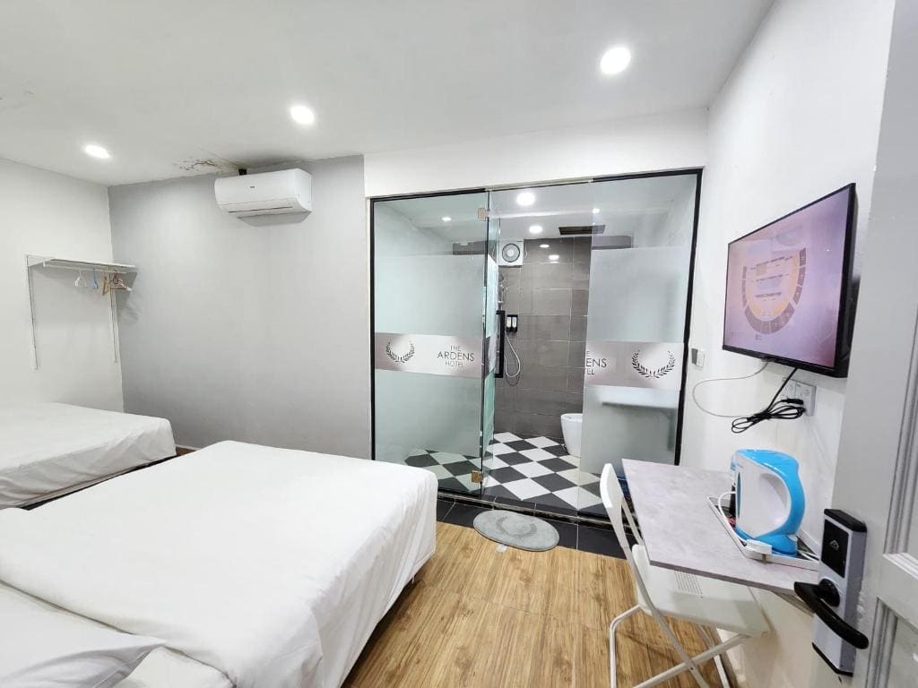 Family Room room - Image 1