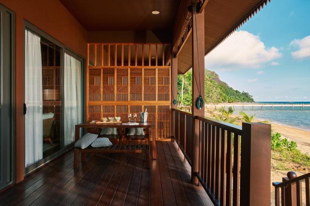 Beachhouse Suite room - Image 1