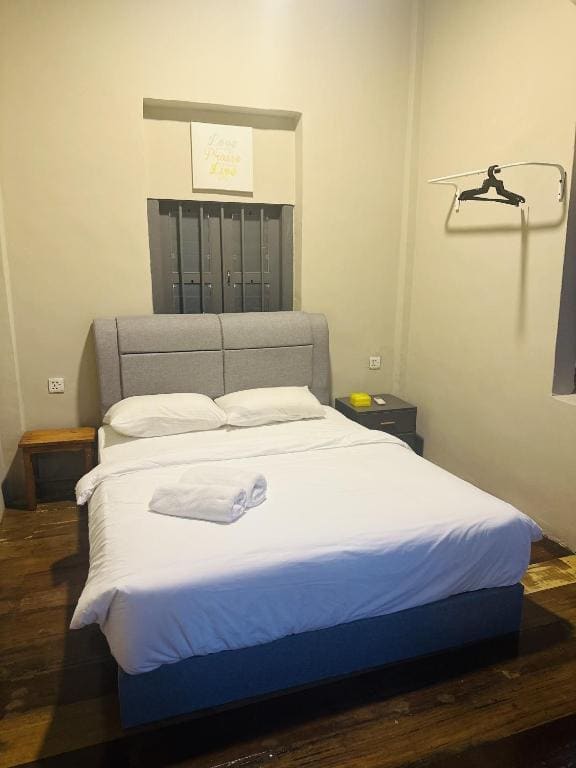 Budget Double Room room - Image 2