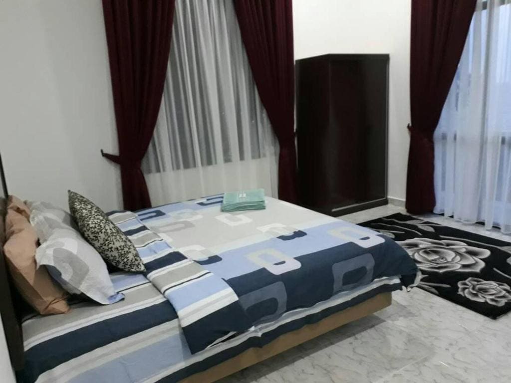 Deluxe King Room room - Image 3