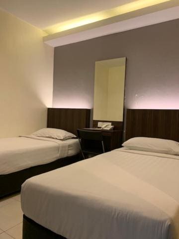 Standard Double Room room - Image 3