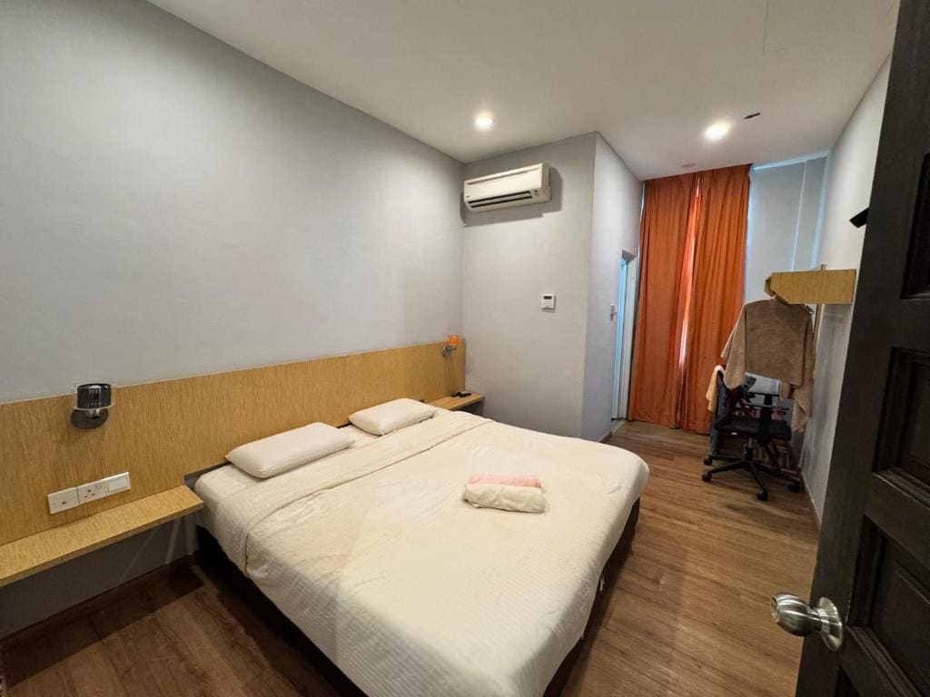 Standard King Room room - Image 1