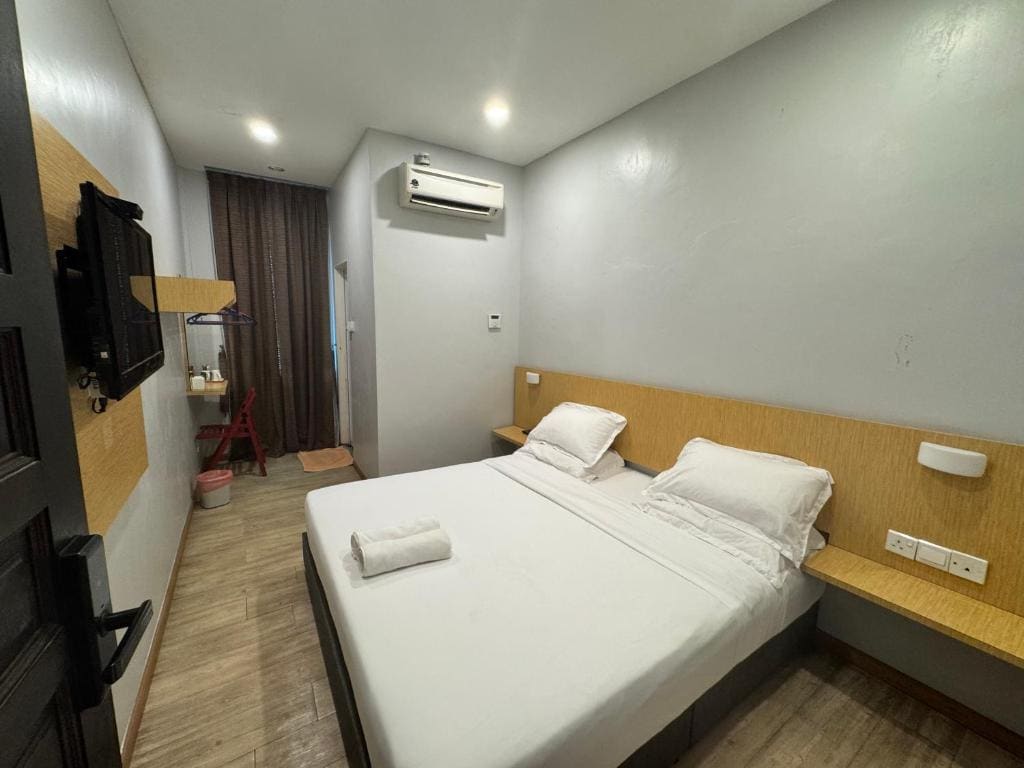 Standard King Room room - Image 3