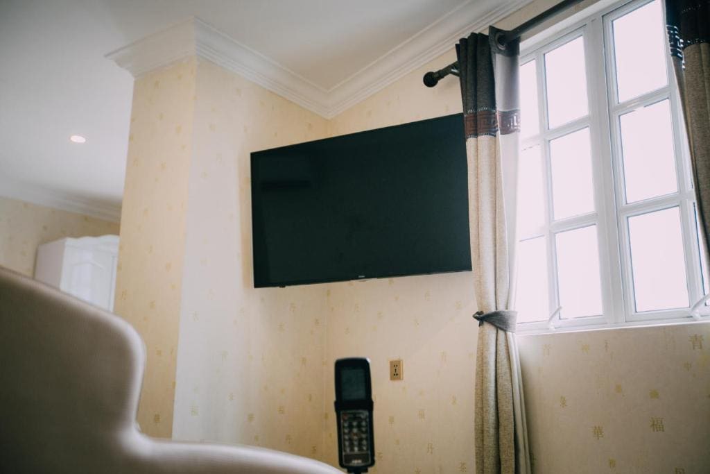 Executive Suite room - Image 2
