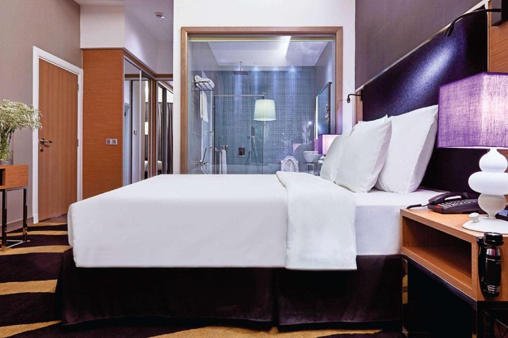 Executive King Room room - Image 3