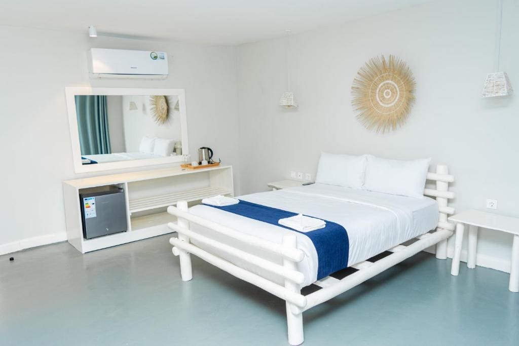 Apartment with Balcony room - Image 2
