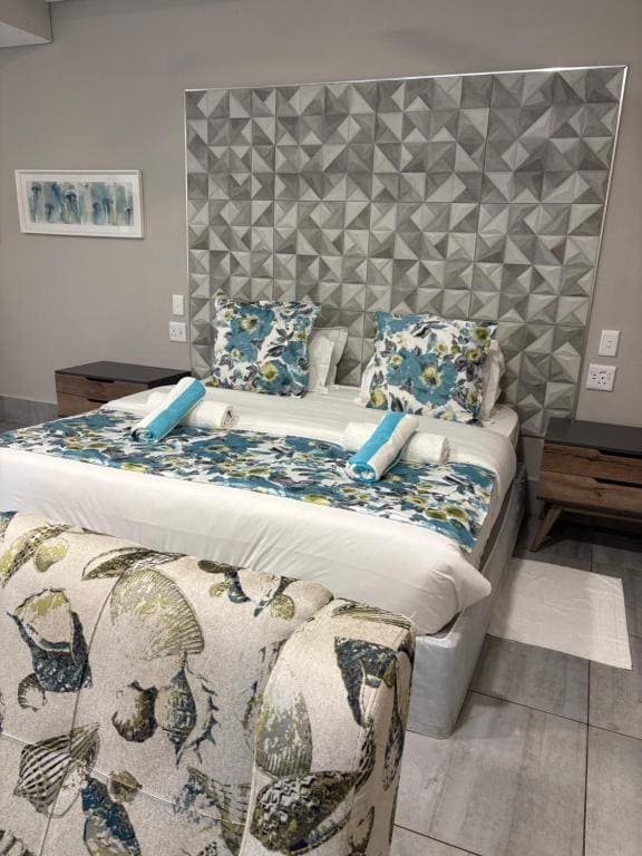 Double Room with Patio room - Image 3