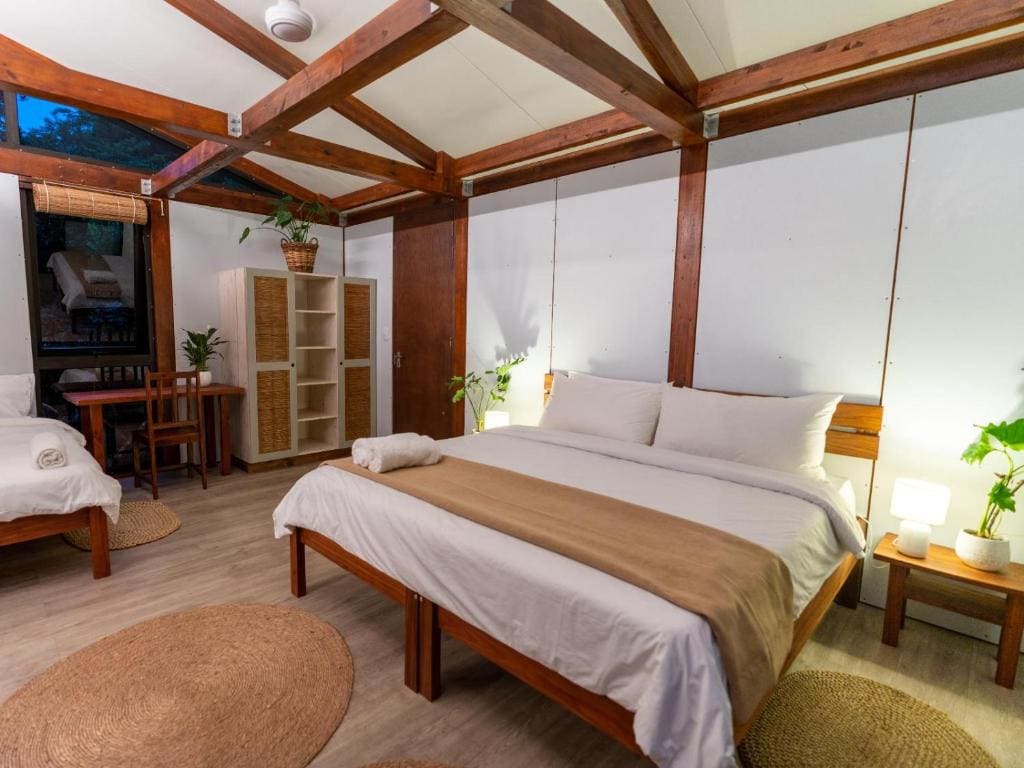 Superior Chalet room - Image 2