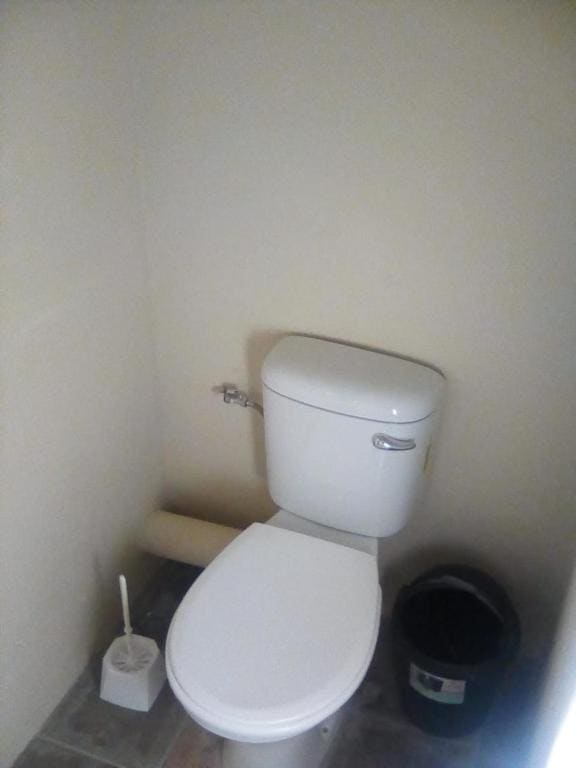 Twin Room with Private Bathroom room - Image 2