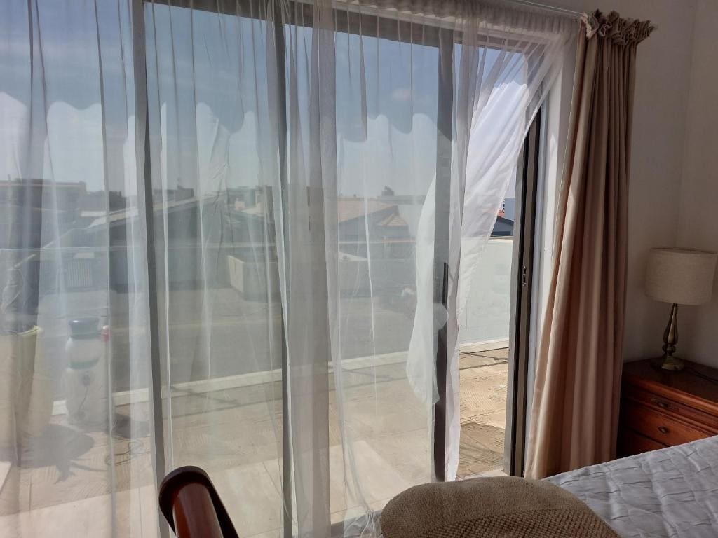 Double Room with Balcony room - Image 1