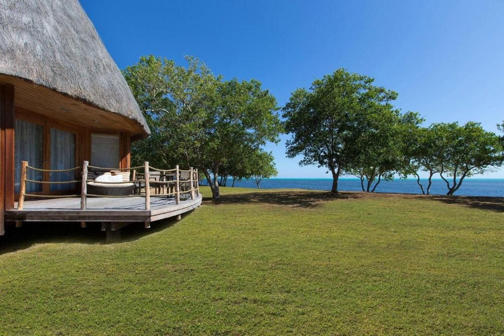 King Room with Balcony and Beach View room - Image 3