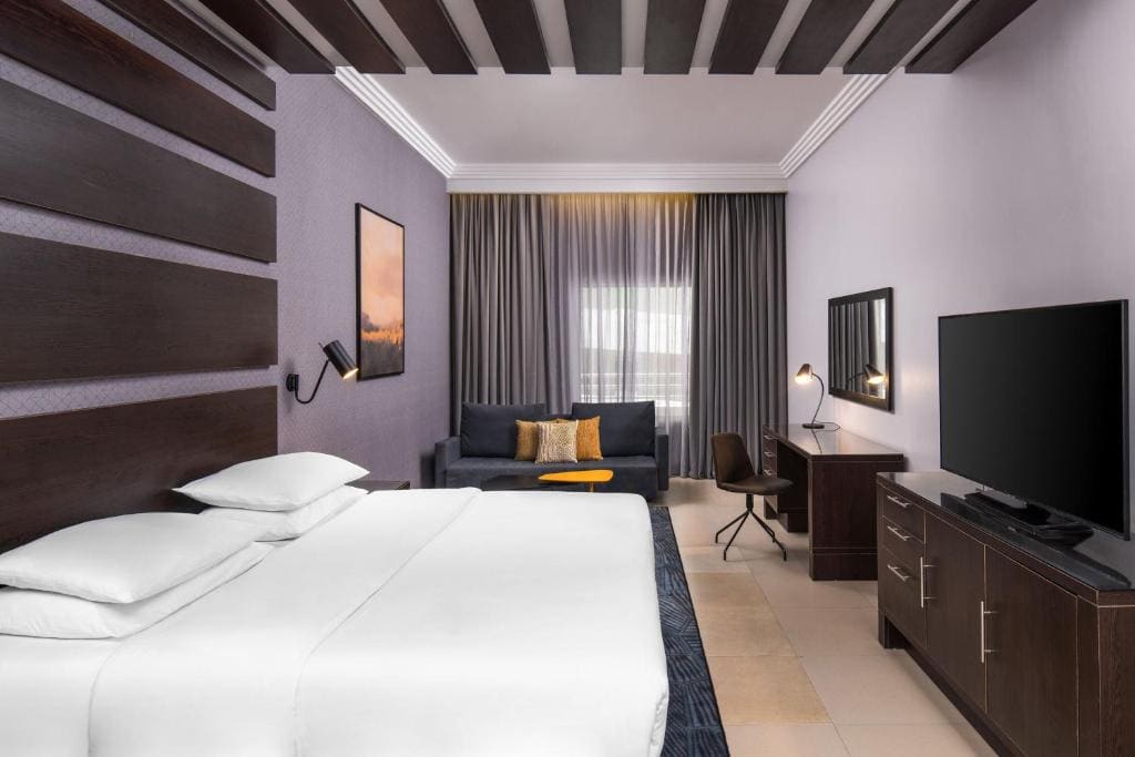 Deluxe Executive King Room room - Image 1
