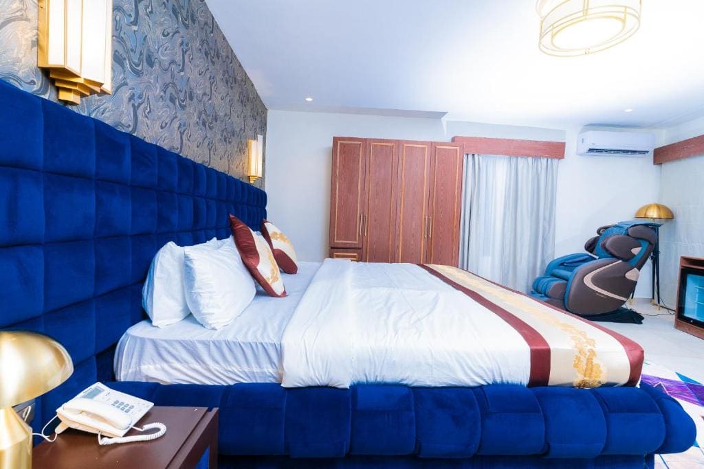 King Suite room - Image 1