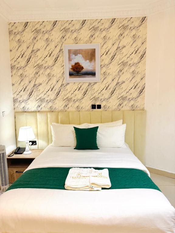 Deluxe King Room room - Image 1